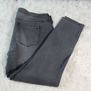 Jessica Simpson Brand New Classic Gray Women's Jeans